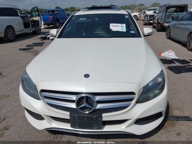 Продаж на аукціоні авто 2018 Mercedes-benz C 300, vin: 55SWF4JB9JU243775, номер лоту: 44886168
