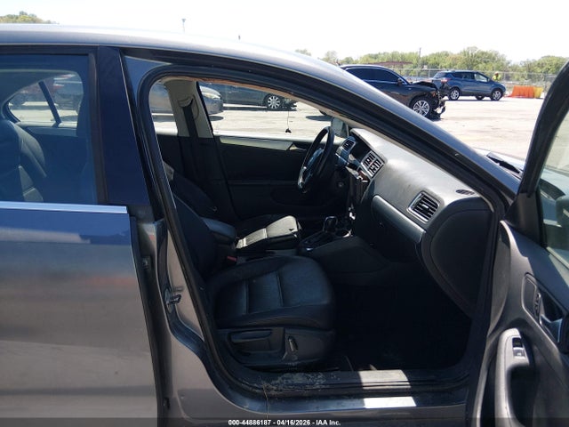 2013 Volkswagen Jetta 2.5l Se მანქანა იყიდება აუქციონზე, vin: 3VWDP7AJ0DM289166, აუქციონის ნომერი: 44886187