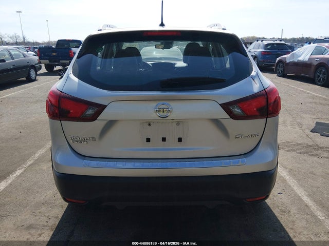 2017 Nissan Rogue Sport Sl მანქანა იყიდება აუქციონზე, vin: JN1BJ1CRXHW142440, აუქციონის ნომერი: 44886189