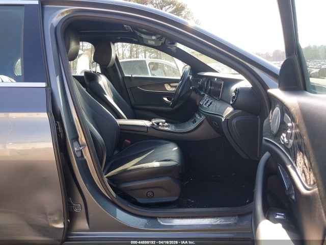 Aukcja sprzedaży 2018 Mercedes-benz E 300 4matic, vin: WDDZF4KB6JA439605, numer aukcji: 44886192