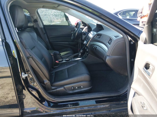 Auction sale of the 2018 Acura Ilx Premium Package/technology Plus Package, vin: 19UDE2F79JA006055, lot number: 44886196
