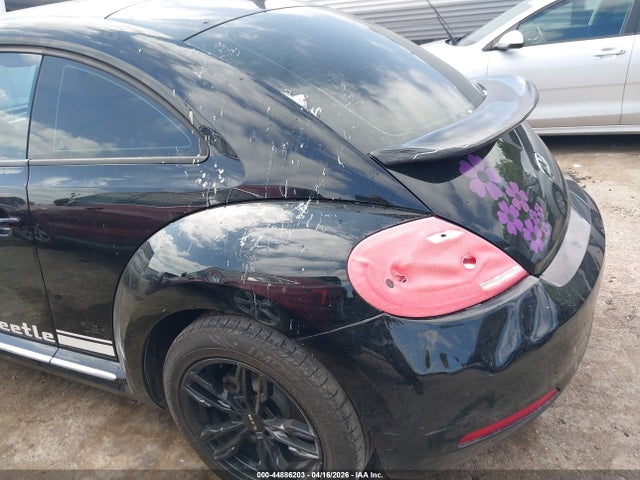 Продажа на аукционе авто 2013 Volkswagen Beetle 2.5l, vin: 3VWJX7AT3DM605101, номер лота: 44886203