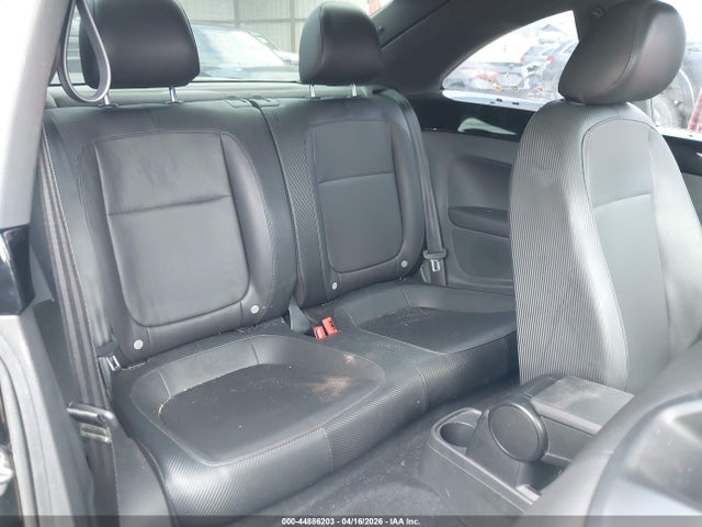 Продажа на аукционе авто 2013 Volkswagen Beetle 2.5l, vin: 3VWJX7AT3DM605101, номер лота: 44886203