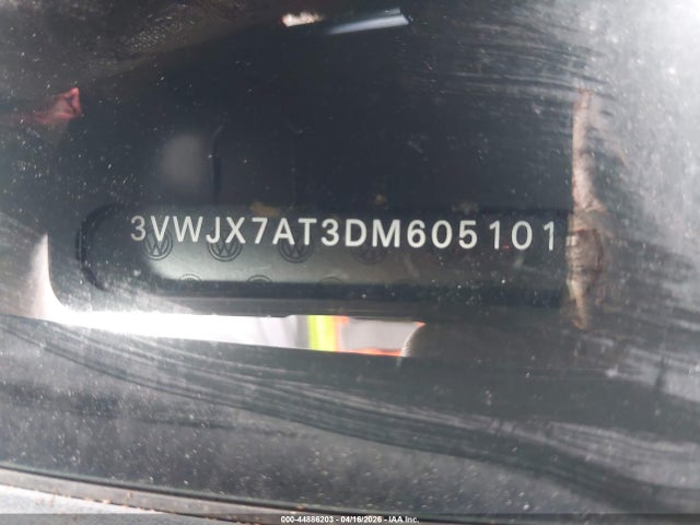 Продажа на аукционе авто 2013 Volkswagen Beetle 2.5l, vin: 3VWJX7AT3DM605101, номер лота: 44886203