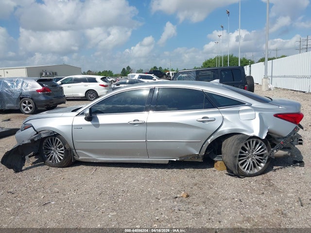 44886204 :رقم المزاد ، 4T1DA1AB0MU008243 vin ، 2021 Toyota Avalon Limited Hybrid مزاد بيع