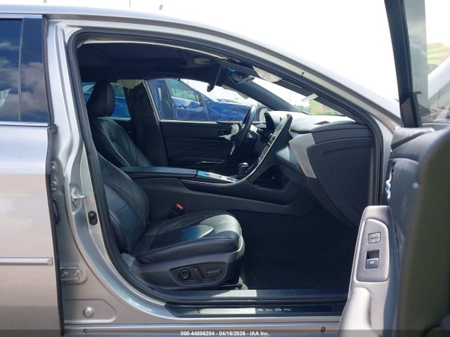 44886204 :رقم المزاد ، 4T1DA1AB0MU008243 vin ، 2021 Toyota Avalon Limited Hybrid مزاد بيع