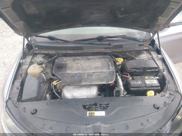 Продажа на аукционе авто 2015 Chrysler 200 S, vin: 1C3CCCBB0FN746730, номер лота: 44886214