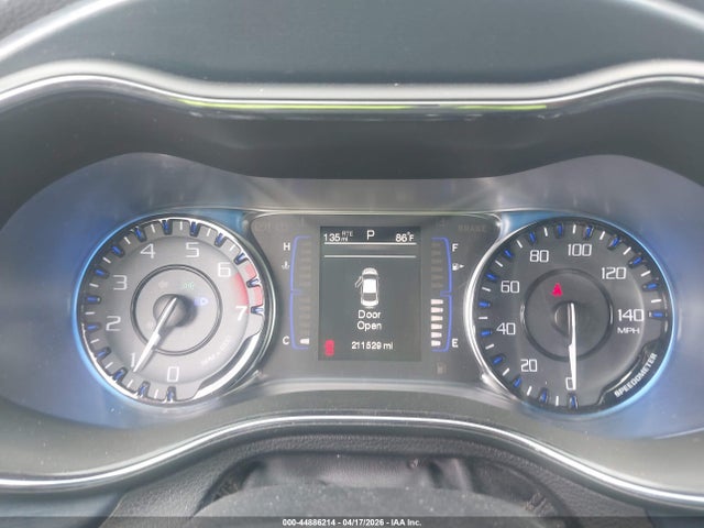 Продажа на аукционе авто 2015 Chrysler 200 S, vin: 1C3CCCBB0FN746730, номер лота: 44886214