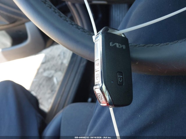Продажа на аукционе авто 2024 Kia Seltos S, vin: KNDEUCAA4R7529104, номер лота: 44886215