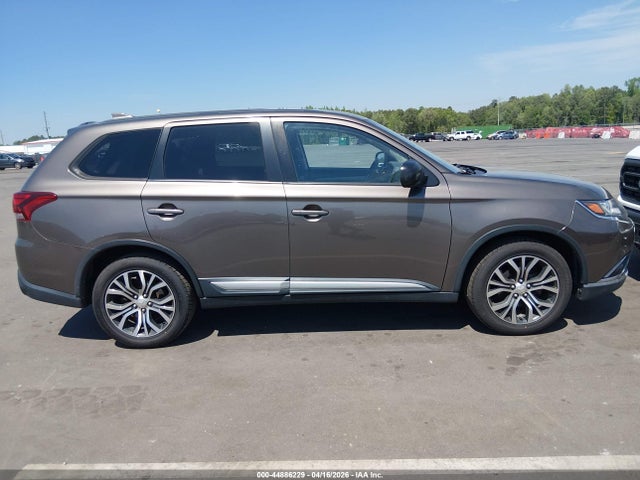Aukcja sprzedaży 2018 Mitsubishi Outlander Es, vin: JA4AD2A37JZ048552, numer aukcji: 44886229