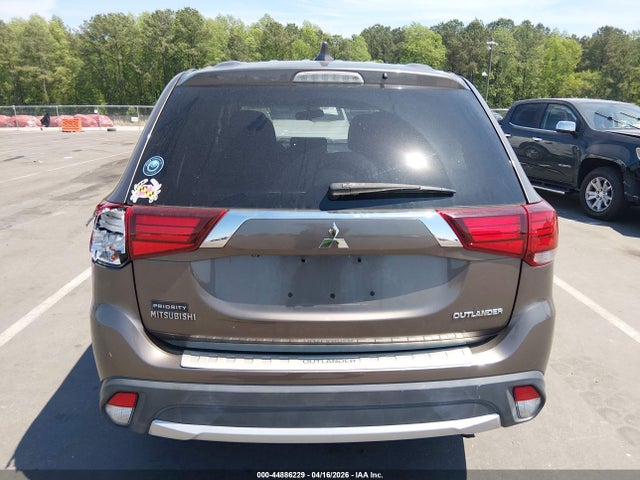 Aukcja sprzedaży 2018 Mitsubishi Outlander Es, vin: JA4AD2A37JZ048552, numer aukcji: 44886229