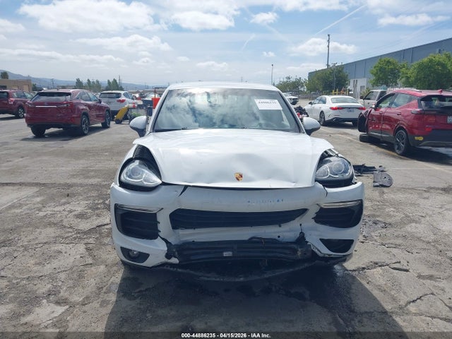 Porsche Cayenne 2016 WP1AA2A26GKA36463 Image 13