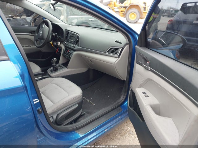 2018 Hyundai Elantra Se მანქანა იყიდება აუქციონზე, vin: 5NPD74LF1JH242210, აუქციონის ნომერი: 44886247