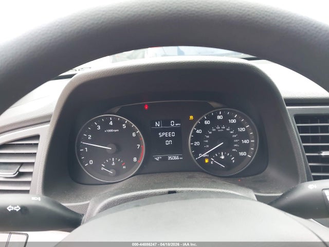 2018 Hyundai Elantra Se მანქანა იყიდება აუქციონზე, vin: 5NPD74LF1JH242210, აუქციონის ნომერი: 44886247