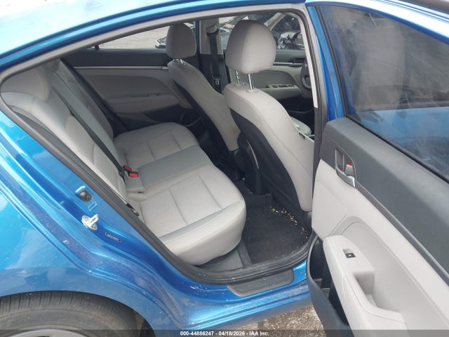 2018 Hyundai Elantra Se მანქანა იყიდება აუქციონზე, vin: 5NPD74LF1JH242210, აუქციონის ნომერი: 44886247