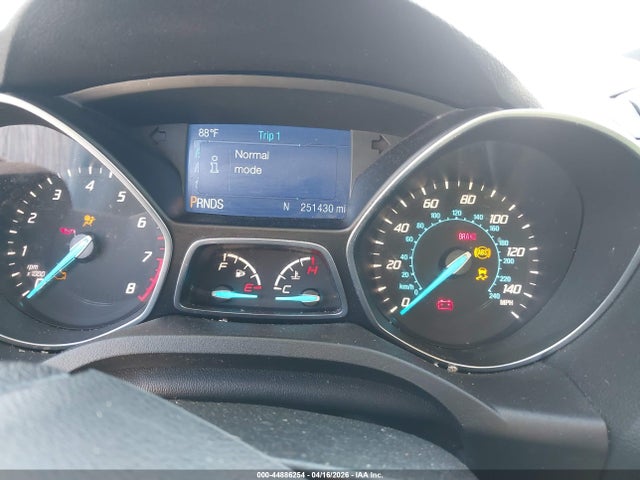 Продажа на аукционе авто 2014 Ford Escape S, vin: 1FMCU0F7XEUB80458, номер лота: 44886254