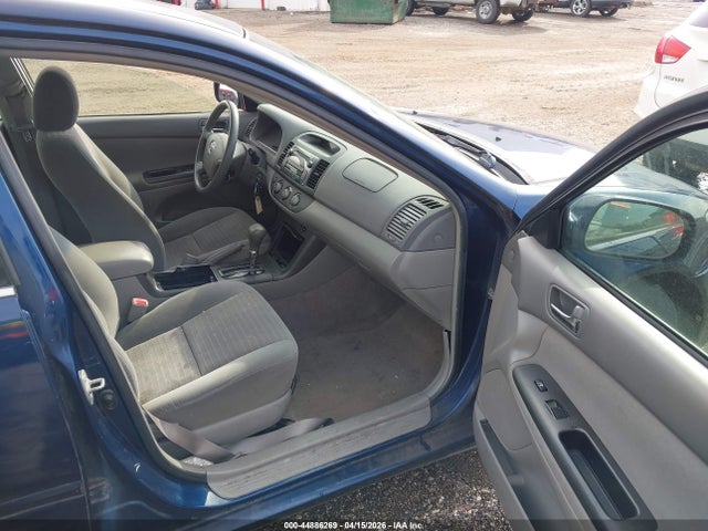 2005 TOYOTA CAMRY 4T1BE32K75U100327 Photo 4