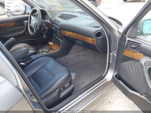 1995 Bmw 525 I Automatic მანქანა იყიდება აუქციონზე, vin: WBAHD6323SGK48628, აუქციონის ნომერი: 44886271