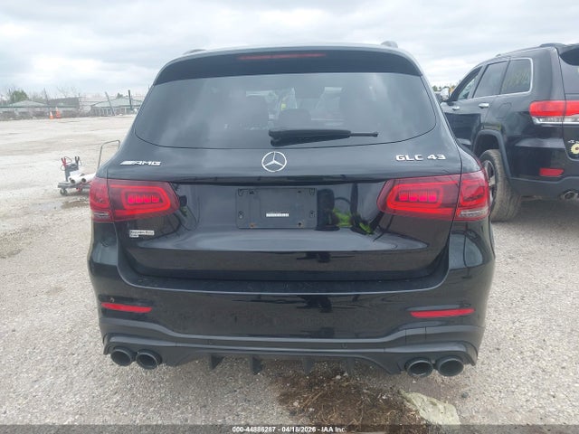 44886287 :رقم المزاد ، W1N0G6EB2MF868439 vin ، 2021 Mercedes-benz Amg Glc 43 4matic مزاد بيع
