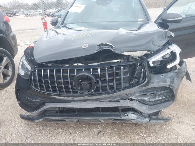 44886287 :رقم المزاد ، W1N0G6EB2MF868439 vin ، 2021 Mercedes-benz Amg Glc 43 4matic مزاد بيع