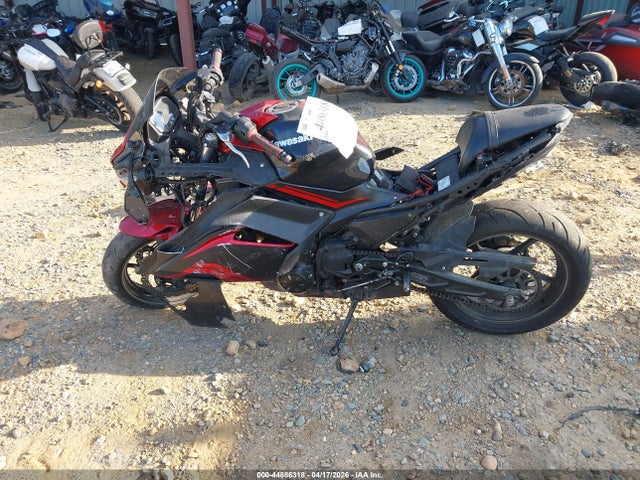 ML5EXEP12RDAC6434 Kawasaki Ex650 P