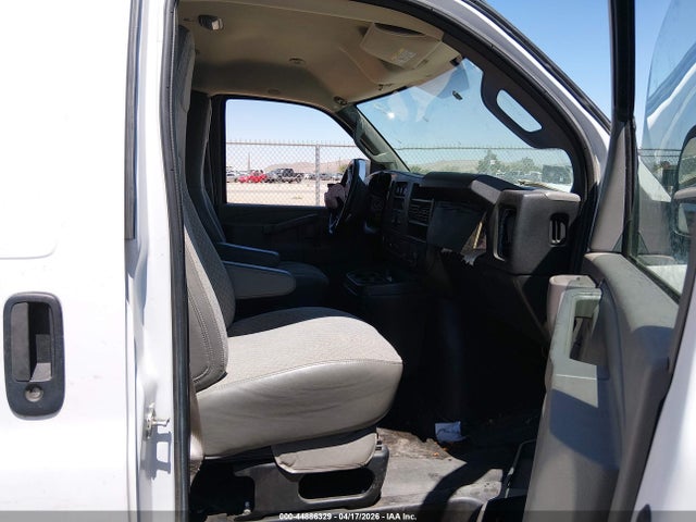 Продажа на аукционе авто 2018 Chevrolet Express 3500 Work Van, vin: 1GCZGGFG8J1299698, номер лота: 44886329