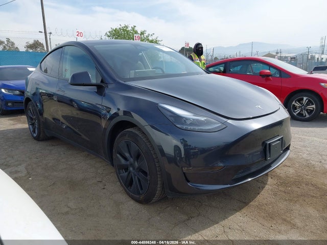 2025 TESLA MODEL Y 7SAYGDED3SF218443