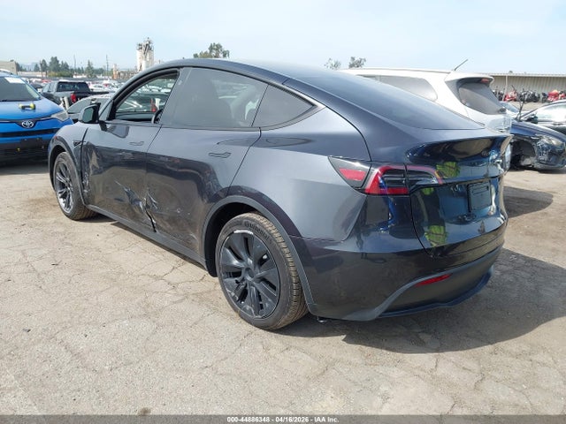 2025 TESLA MODEL Y 7SAYGDED3SF218443 Photo 2