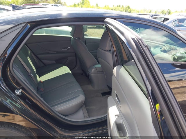 Продаж на аукціоні авто 2022 Hyundai Elantra Sel, vin: 5NPLM4AG2NH072042, номер лоту: 44886353