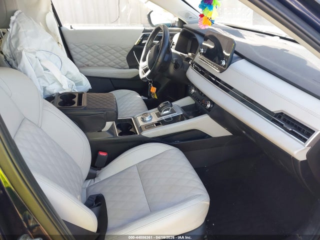 Продаж на аукціоні авто 2024 Mitsubishi Outlander Sel 2.5 2wd, vin: JA4J3WA8XRZ055061, номер лоту: 44886361