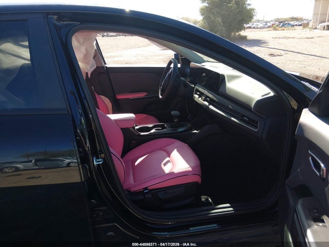 Продажа на аукционе авто 2025 Kia K4 Lx, vin: 3KPFT4DE4SE237602, номер лота: 44886371
