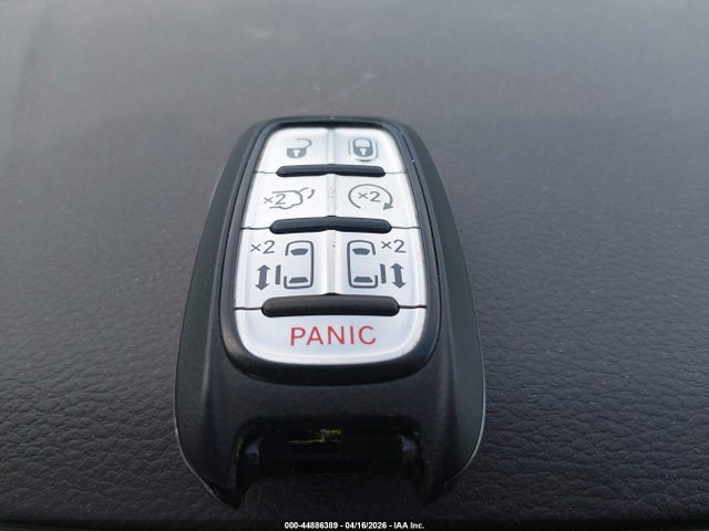 2017 CHRYSLER PACIFICA 2C4RC1BG1HR509191 Photo 10