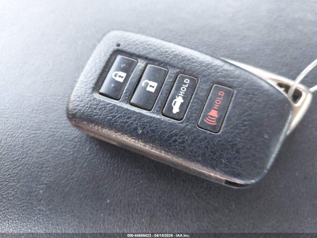 44886423 :رقم المزاد ، JTHBW1GG4D2001032 vin ، 2013 Lexus Es 300h مزاد بيع