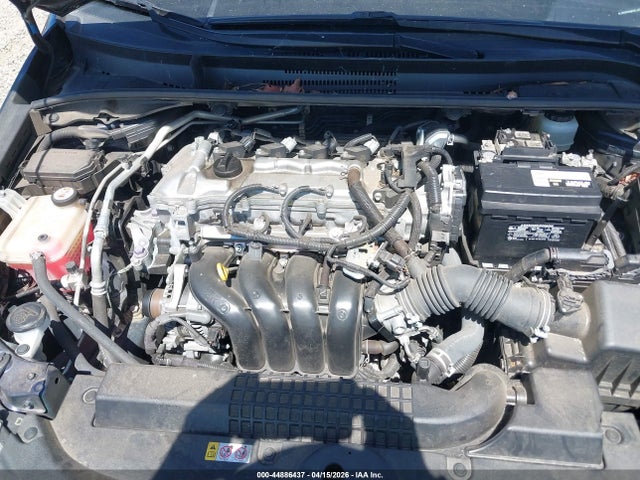 JTDEPRAE9LJ073950 Toyota COROLLA LE