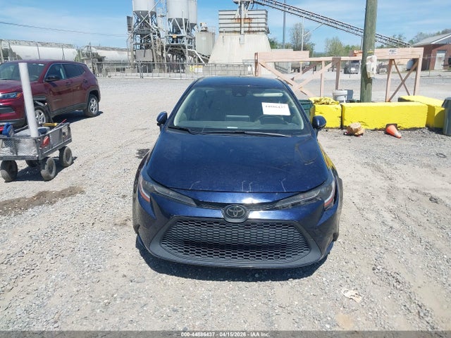 JTDEPRAE9LJ073950 Toyota COROLLA LE