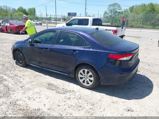 JTDEPRAE9LJ073950 Toyota COROLLA LE