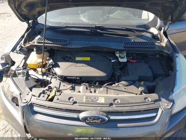 Продажа на аукционе авто 2015 Ford Escape Se, vin: 1FMCU0GXXFUB32183, номер лота: 44886485