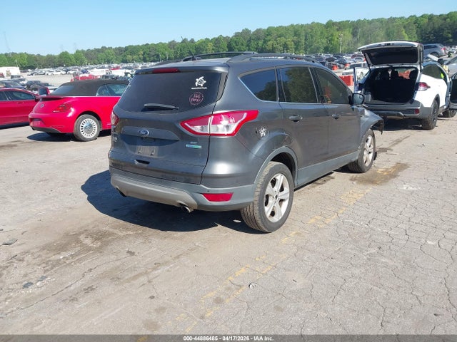 Продажа на аукционе авто 2015 Ford Escape Se, vin: 1FMCU0GXXFUB32183, номер лота: 44886485