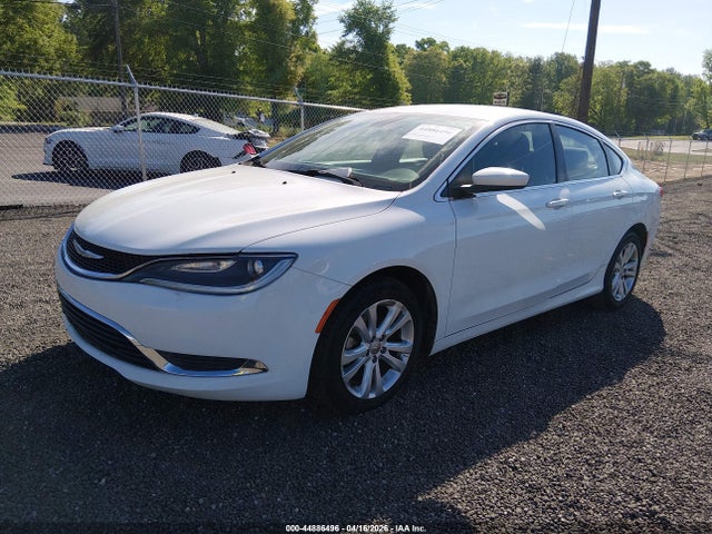 2015 Chrysler 200 Limited მანქანა იყიდება აუქციონზე, vin: 1C3CCCAB9FN716417, აუქციონის ნომერი: 44886496