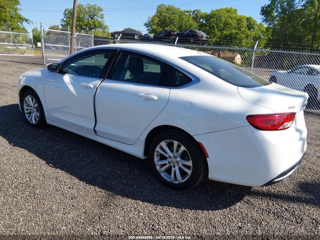 2015 Chrysler 200 Limited მანქანა იყიდება აუქციონზე, vin: 1C3CCCAB9FN716417, აუქციონის ნომერი: 44886496