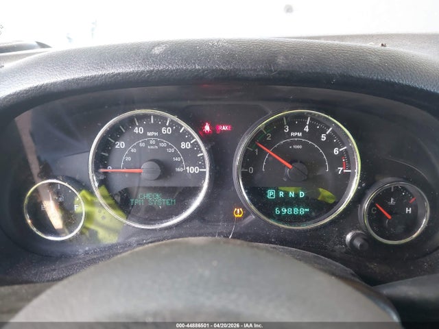 44886501 :رقم المزاد ، 1C4BJWEGXGL261451 vin ، 2016 Jeep Wrangler Unlimited Sahara مزاد بيع