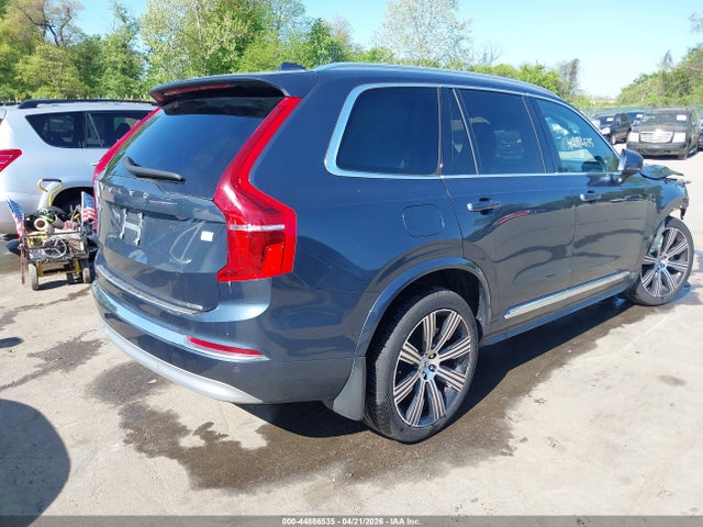 2022 Volvo Xc90 Recharge Plug-in Hybrid T8 Inscription Extended Range 7p მანქანა იყიდება აუქციონზე, vin: YV4H60CL6N1828530, აუქციონის ნომერი: 44886535