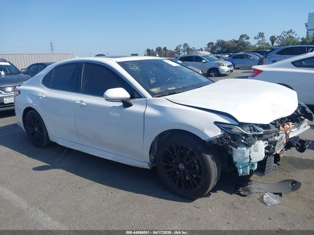 4T1M11AK8LU504633 Toyota CAMRY SE