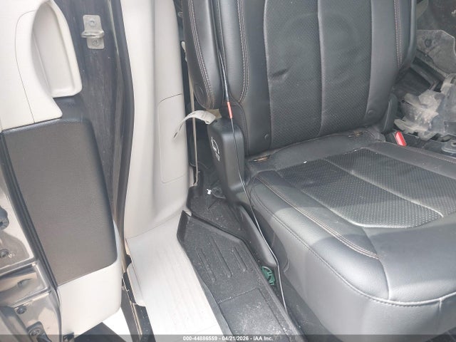 2018 Chrysler Pacifica Touring L მანქანა იყიდება აუქციონზე, vin: 2C4RC1BG5JR123069, აუქციონის ნომერი: 44886559