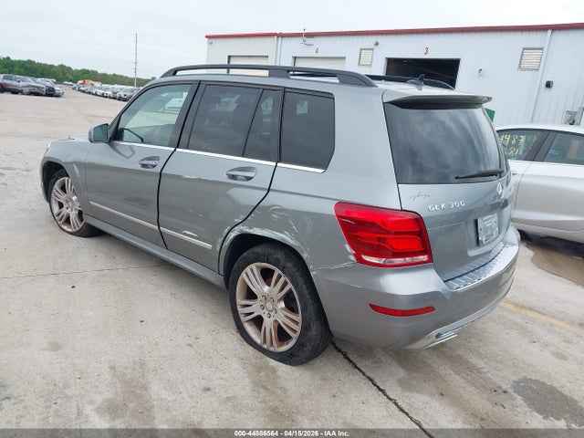 2015 MERCEDES-BENZ GLK 350 WDCGG8JB5FG388832 Photo 2