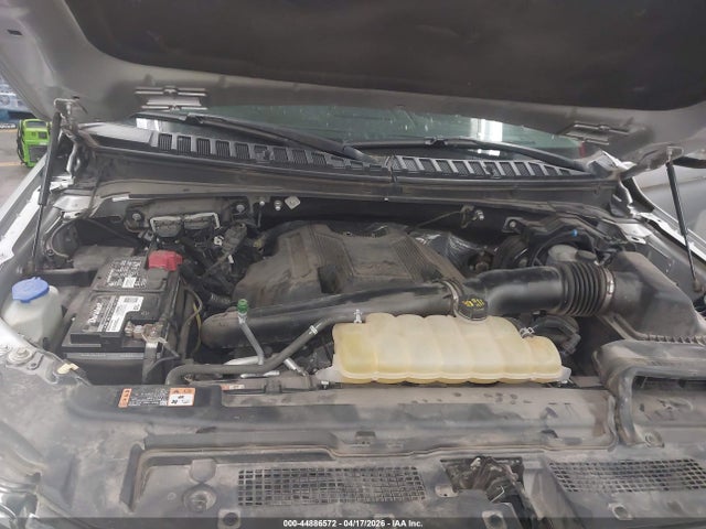 Ford Expedition Platinum 2018 1FMJU1MT2JEA02464 Image 10