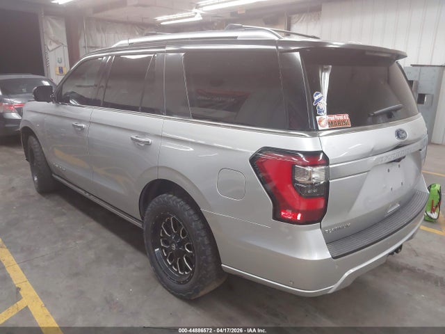 Ford Expedition Platinum 2018 1FMJU1MT2JEA02464 Image 3
