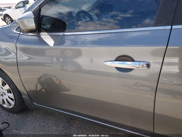 2017 Nissan Sentra S მანქანა იყიდება აუქციონზე, vin: 3N1AB7AP6HY390173, აუქციონის ნომერი: 44886585