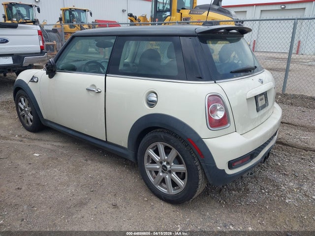 2013 MINI HARDTOP WMWSV3C5XDT392795 Photo 2