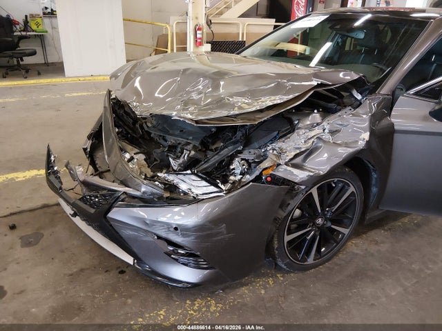 4T1B61HK0JU069411 Toyota CAMRY XSE